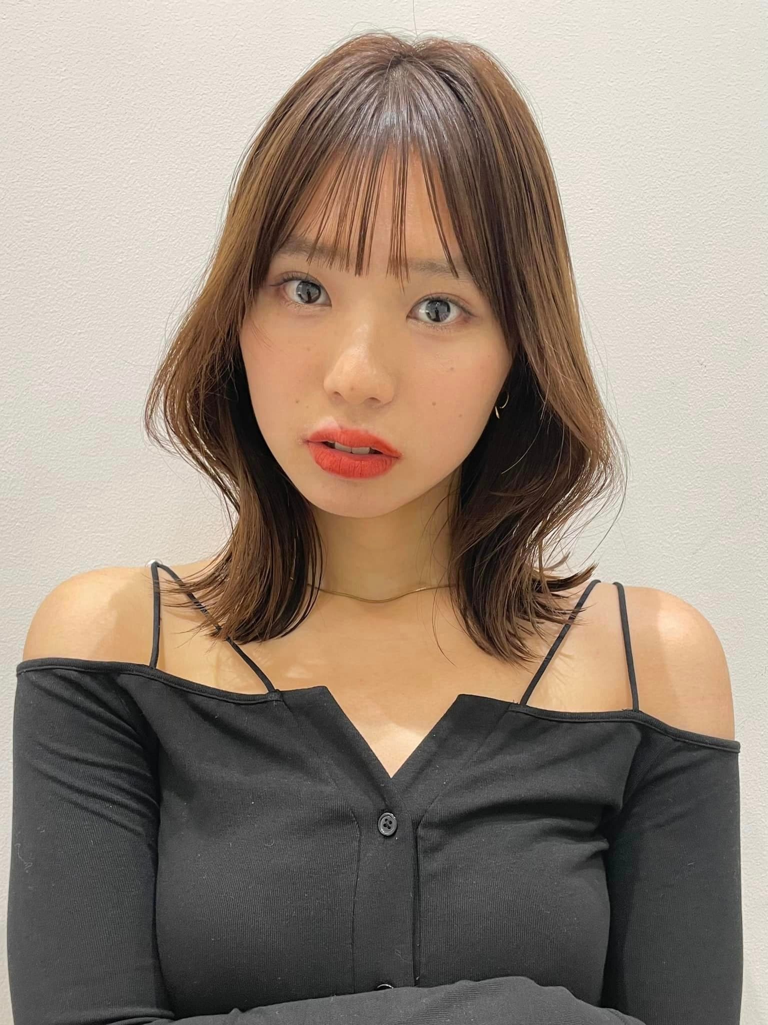 Dark Brown Wavy Semi-Long