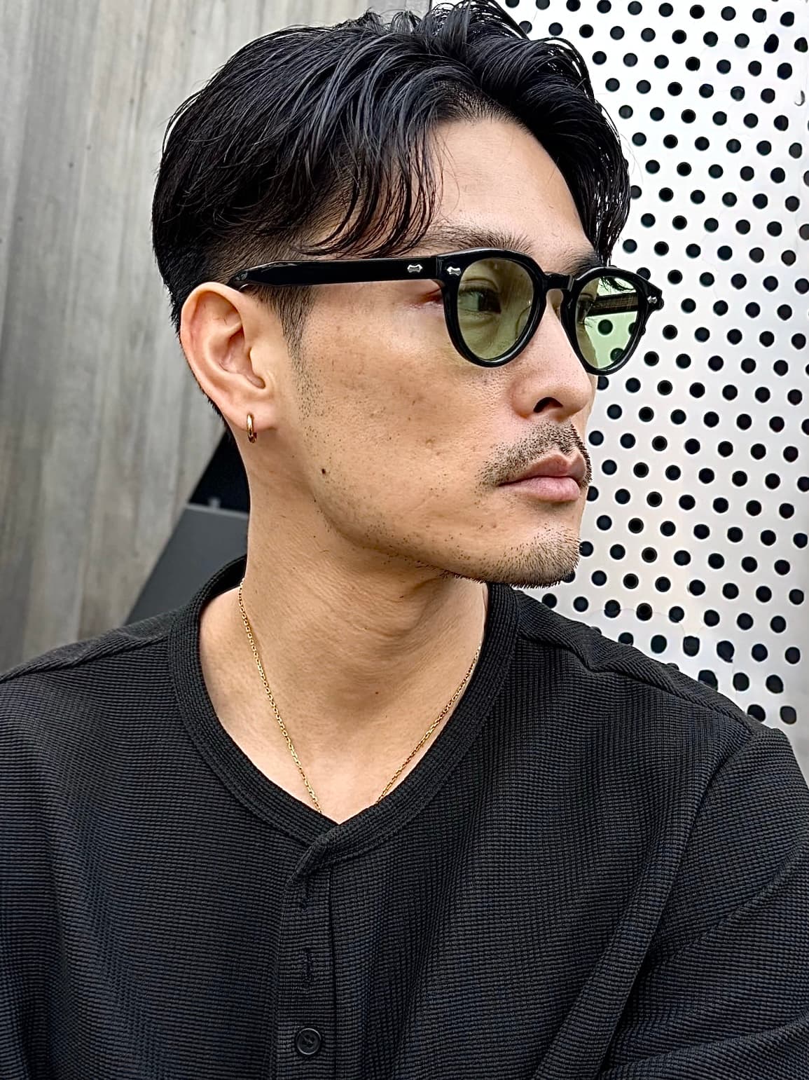 Black Hair Two-Block All-Back Short