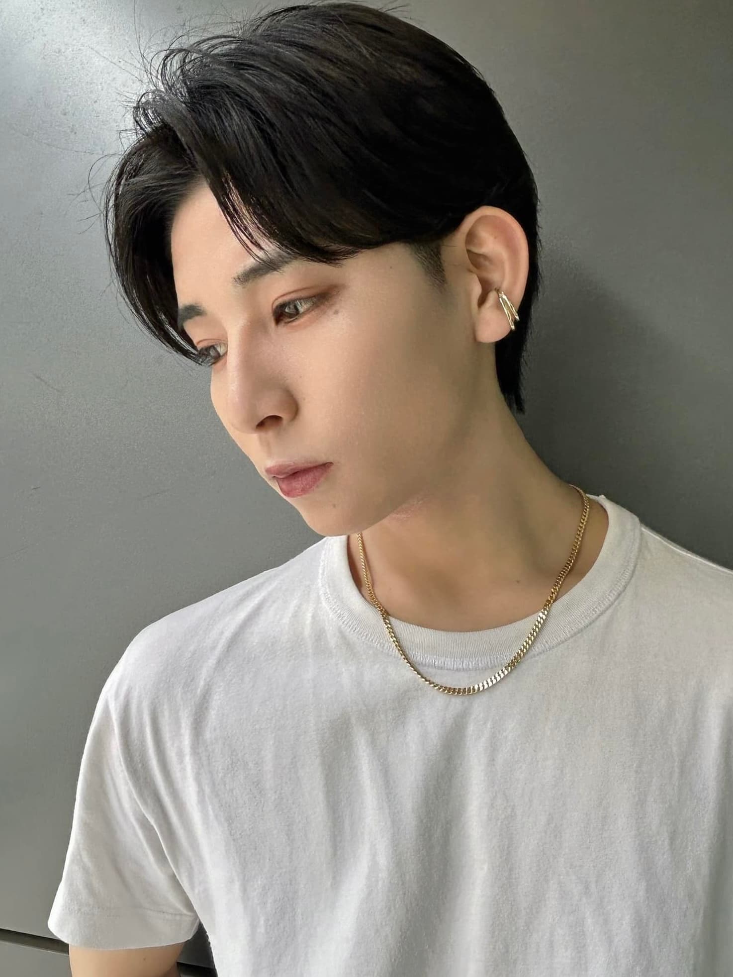Black Hair Center Part Short