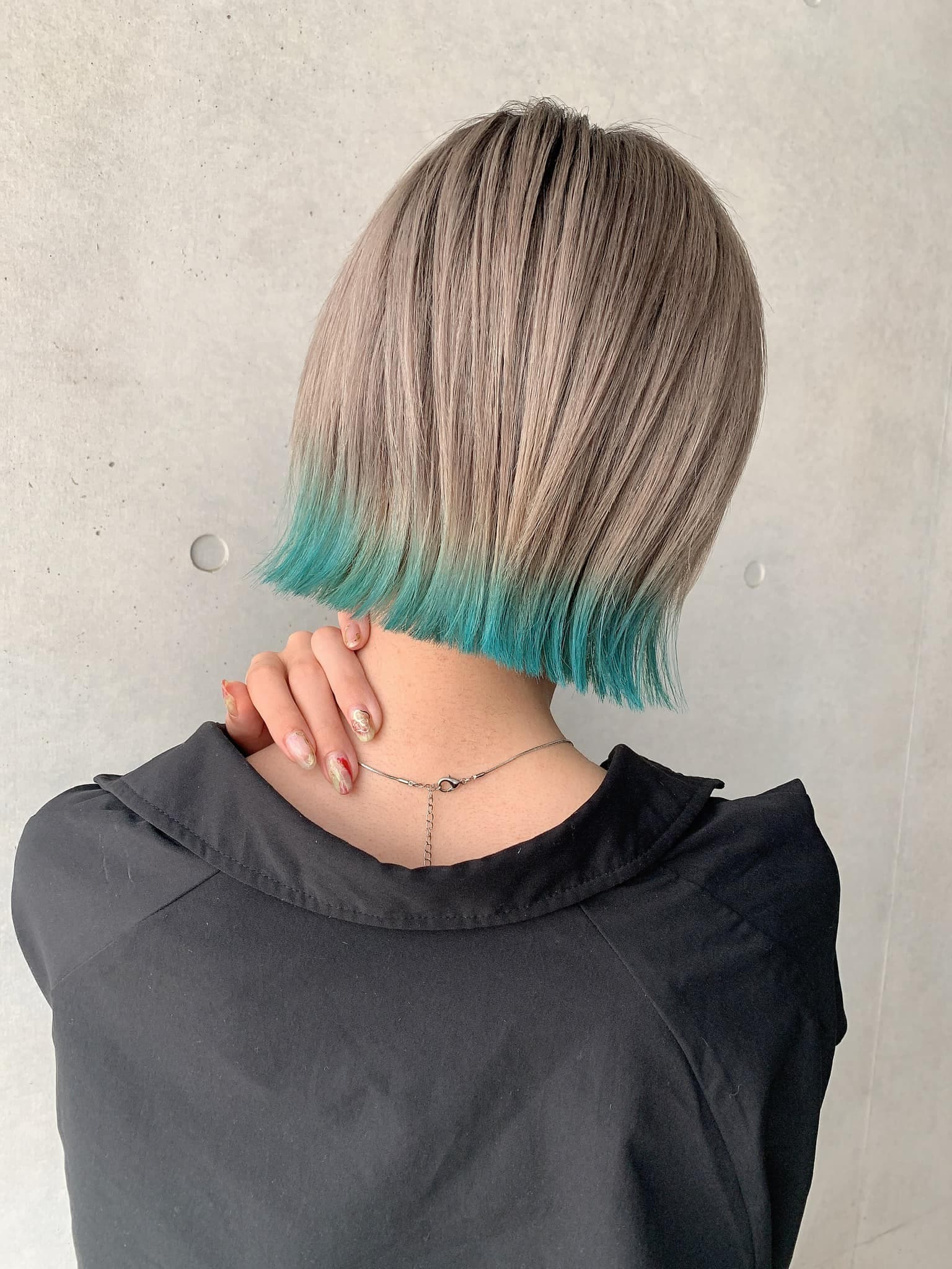 Bleach-On Color Turquoise Green Gradation Bob