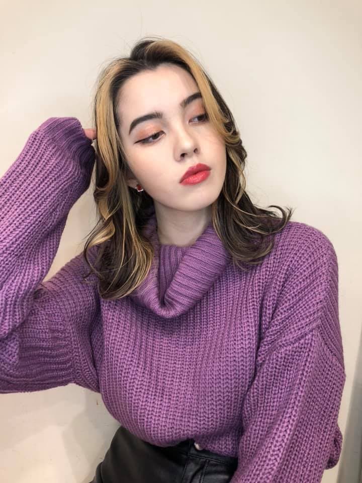 Dark Brown Highlights Medium Bob