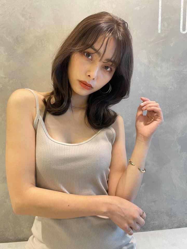 Dark Brown Wavy Semi-Long