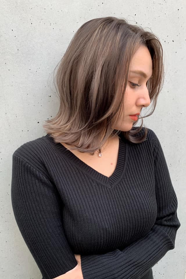 Greige Wavy Bob