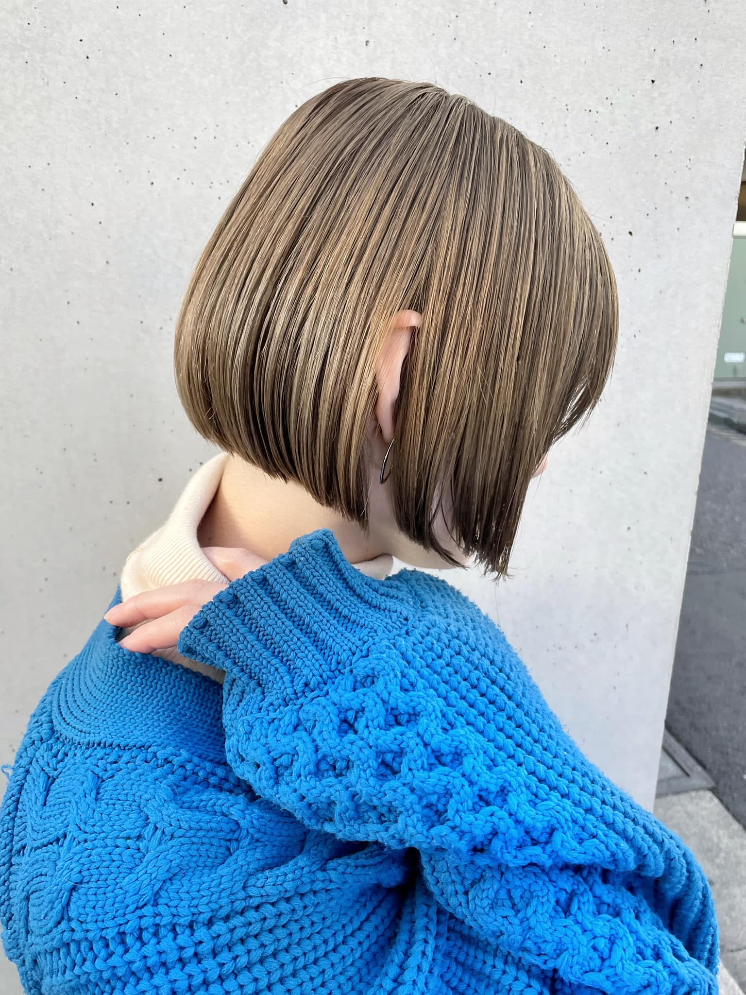 Layered Ash Greige Medium