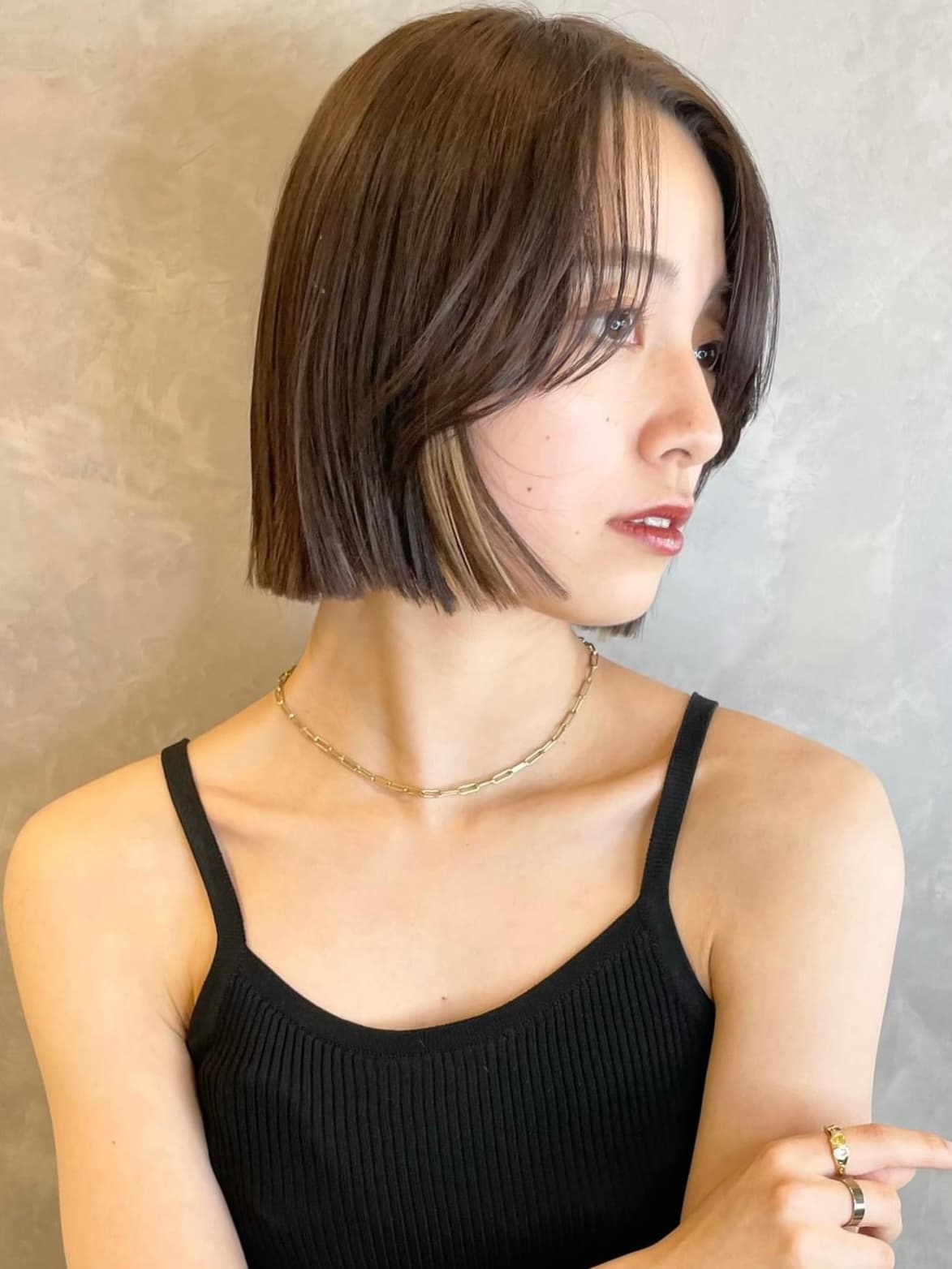 Dark Brown Highlights Compact Bob