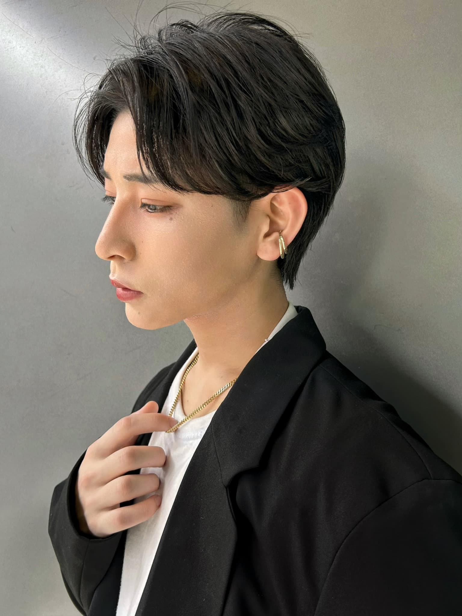 Black Hair Center Part Short