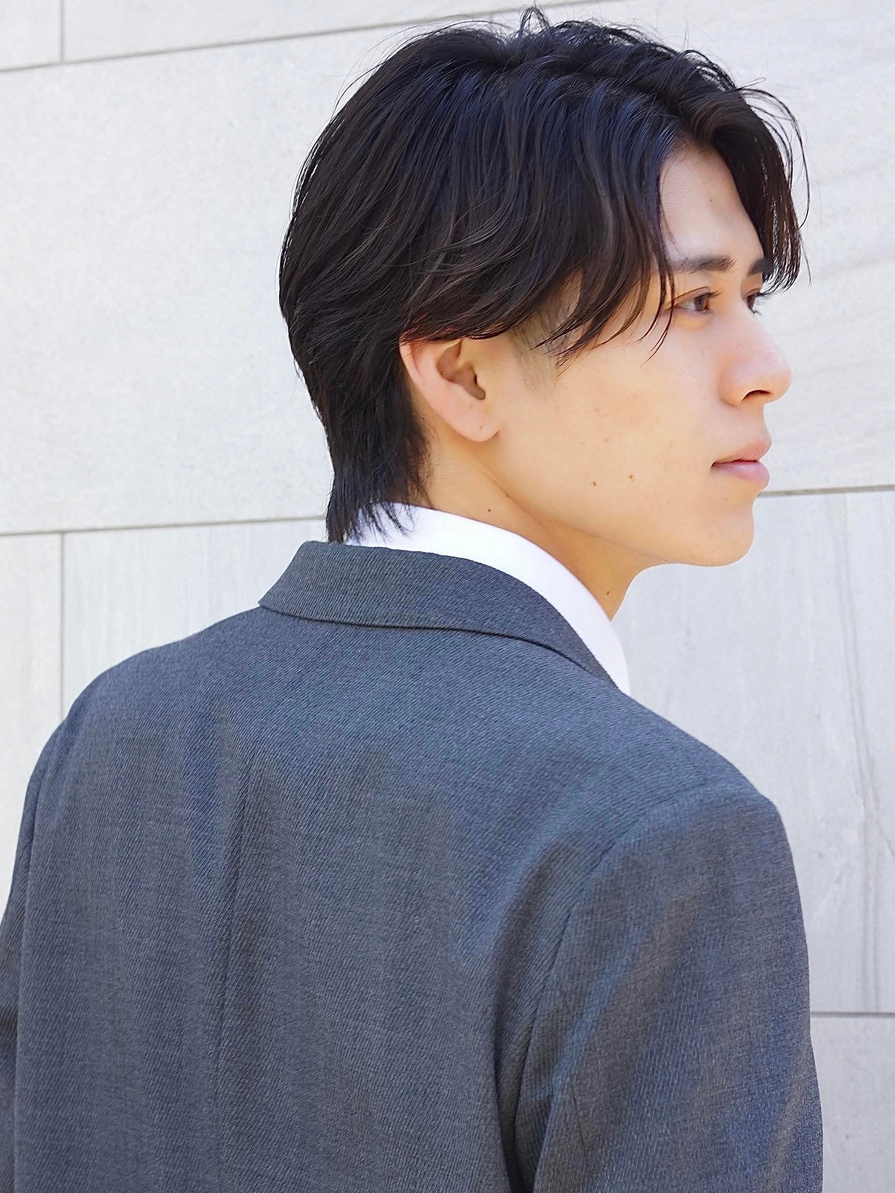Black Hair Wolf Cut Medium