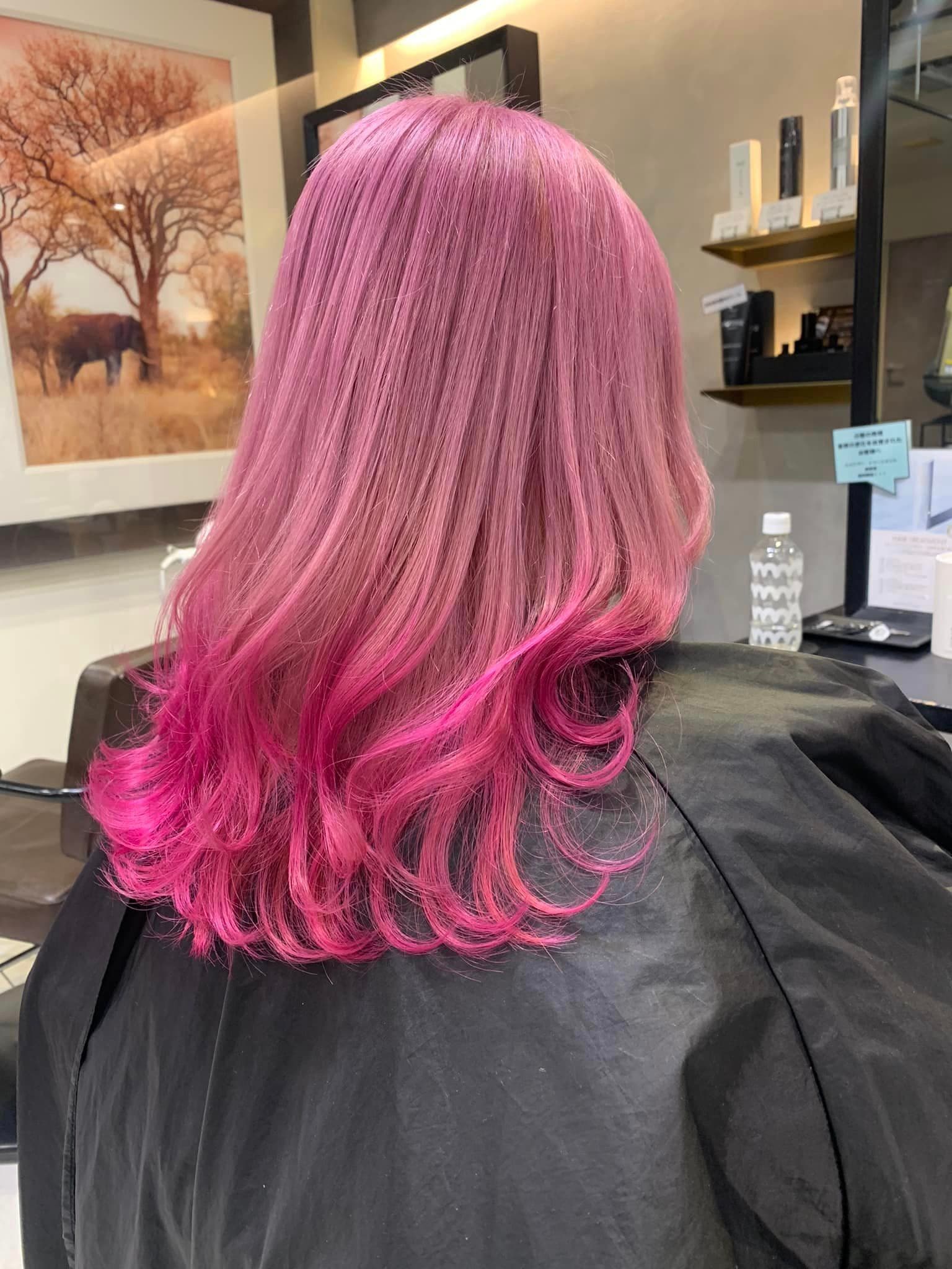 Vivid Pink Bleach-On Color Medium
