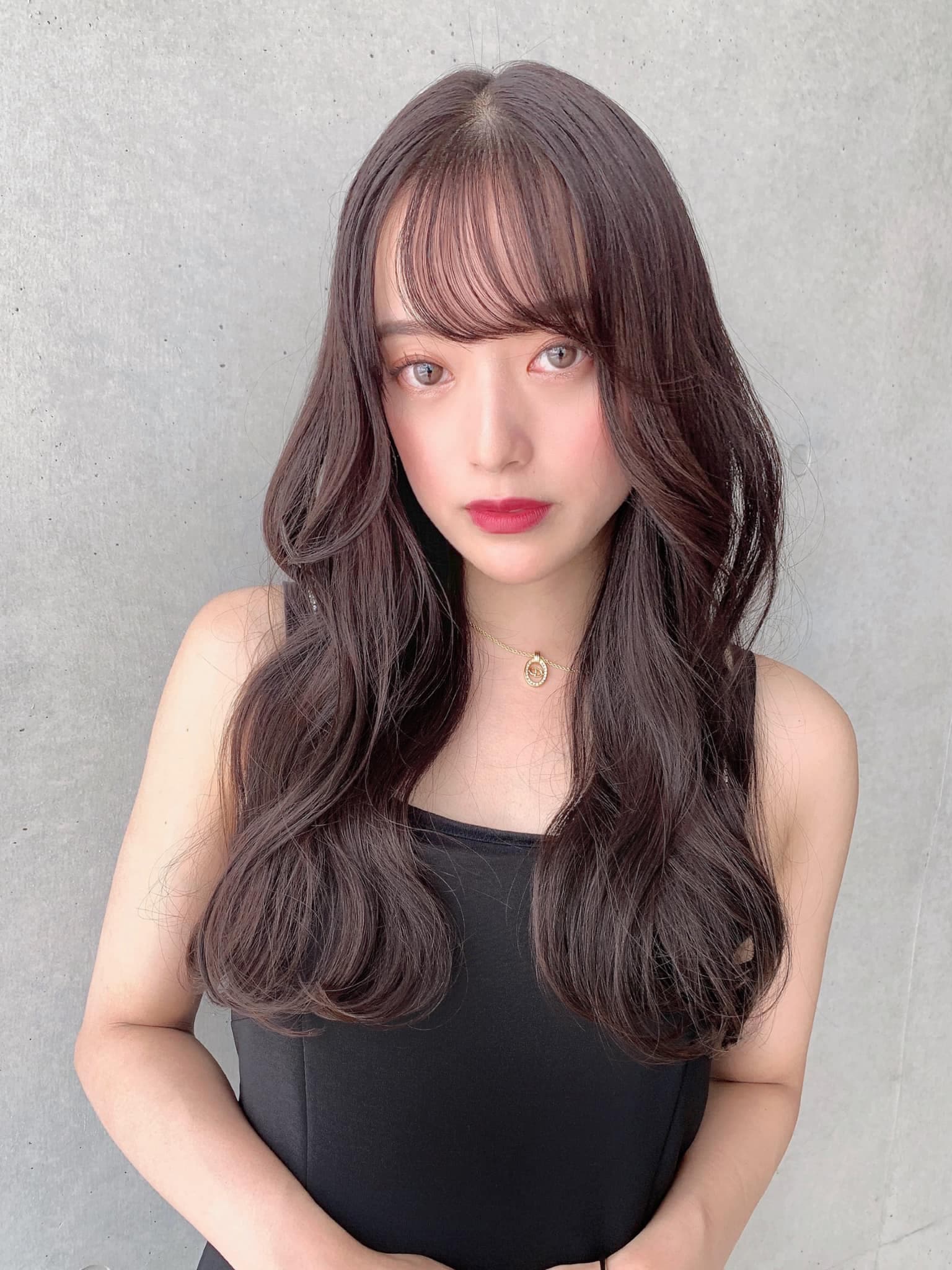 的波浪长发