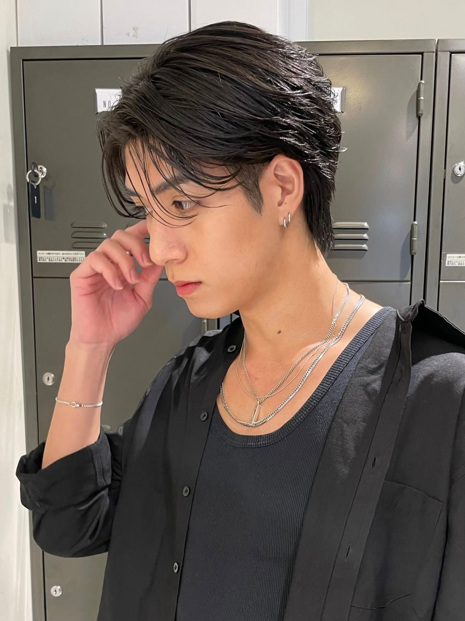 Black Hair Center Part Short