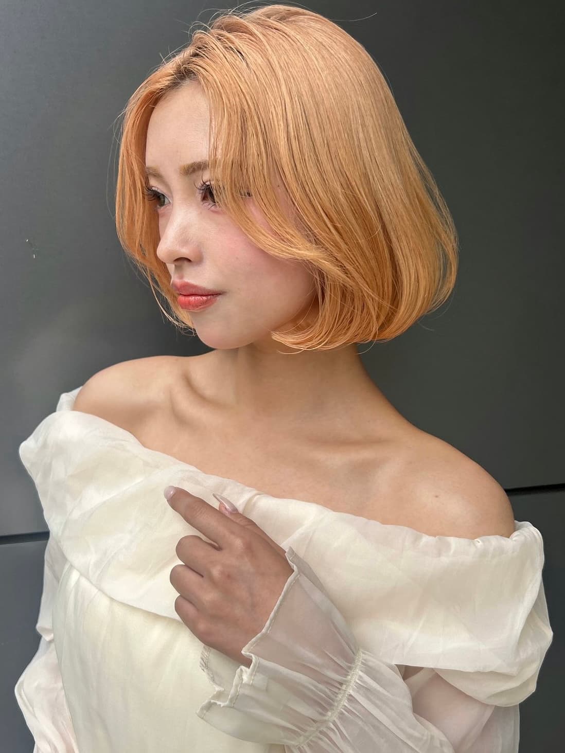 Side-View Bob