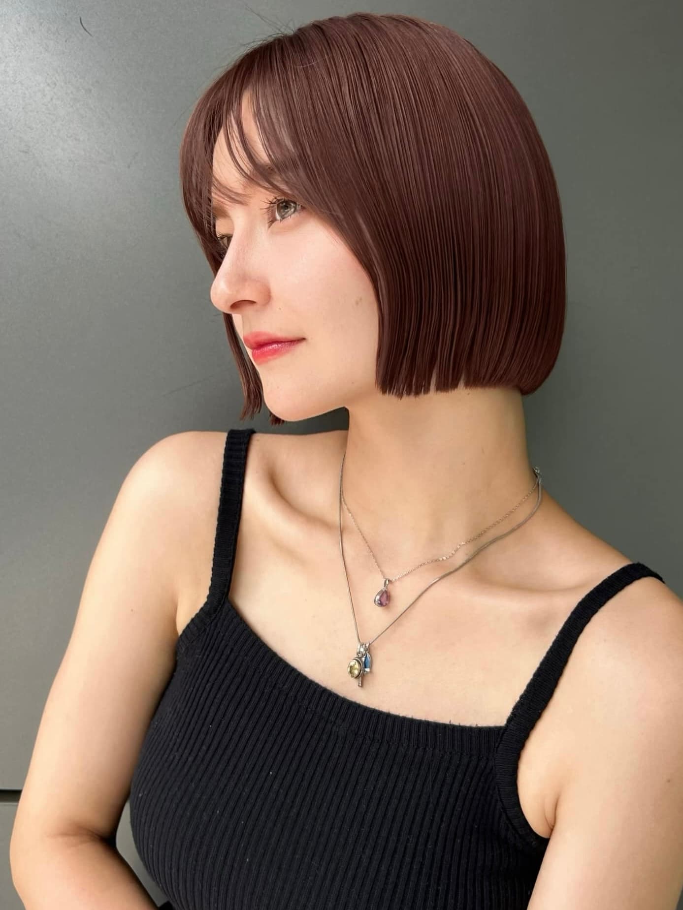 Brown Side-View Bob