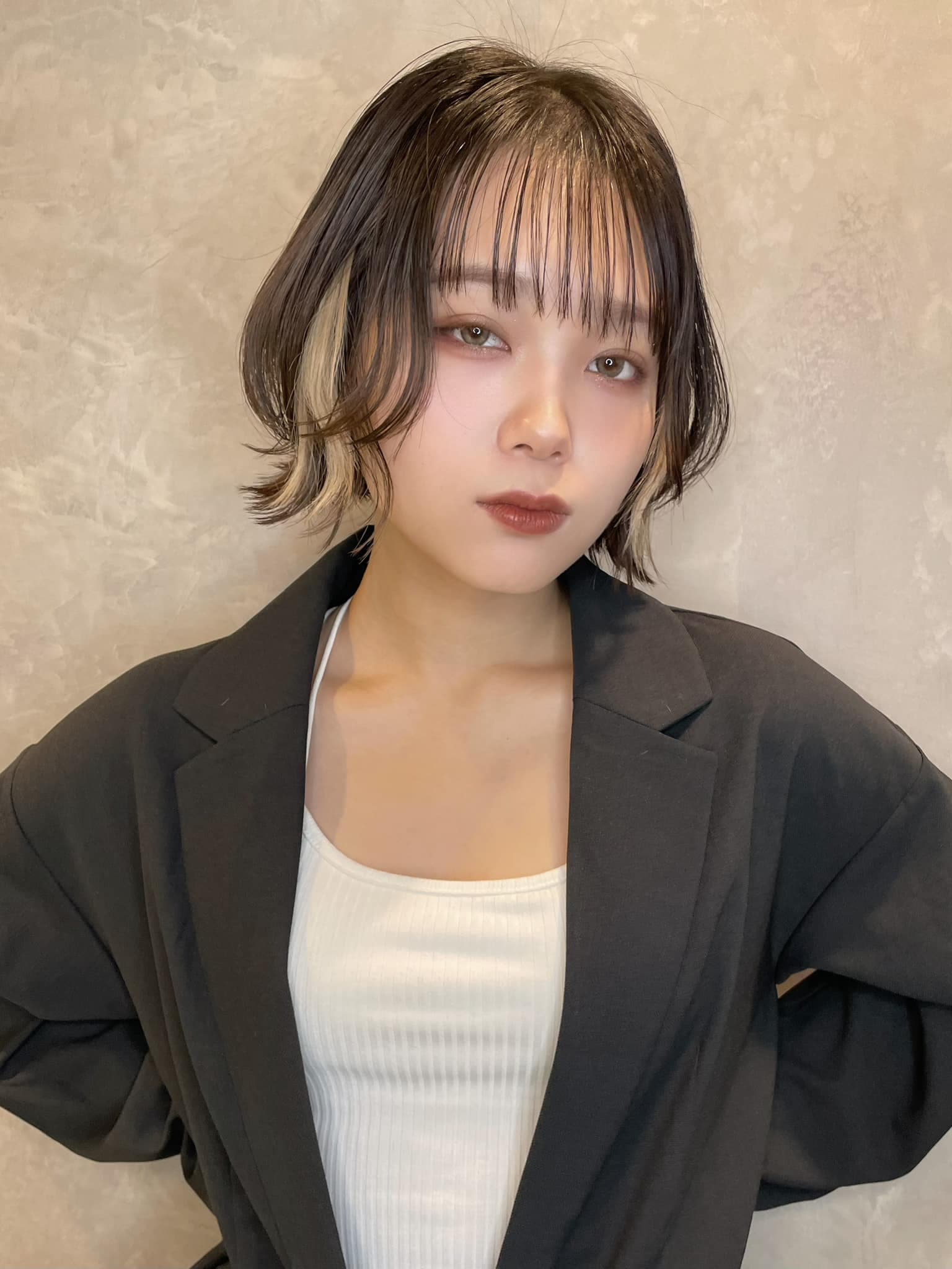 Dark Gray Inner Color Bob