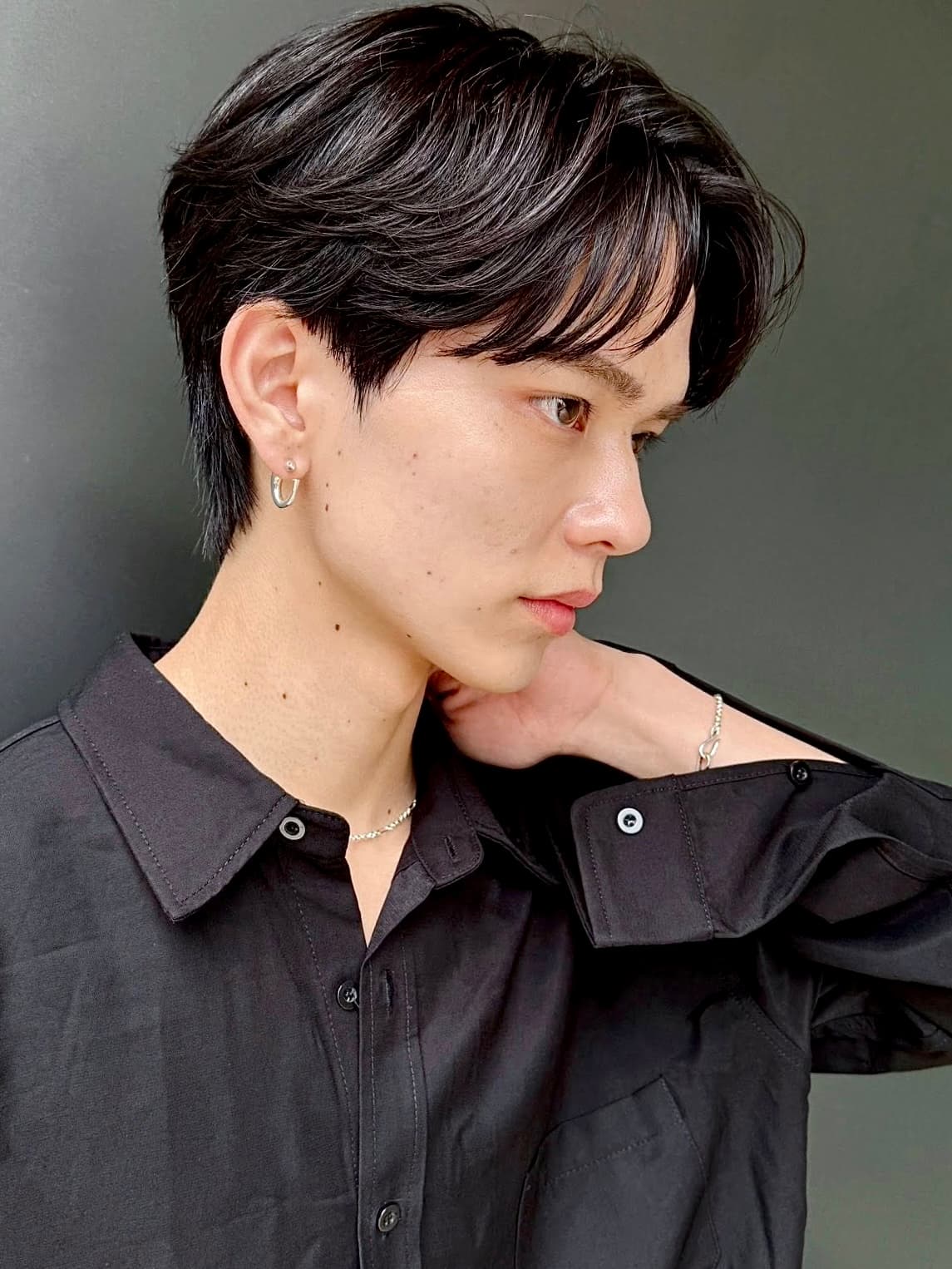 Black Hair Center Part Mushroom Short