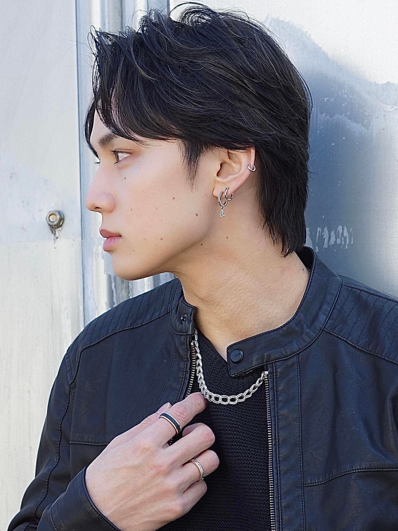 Black Hair Wolf