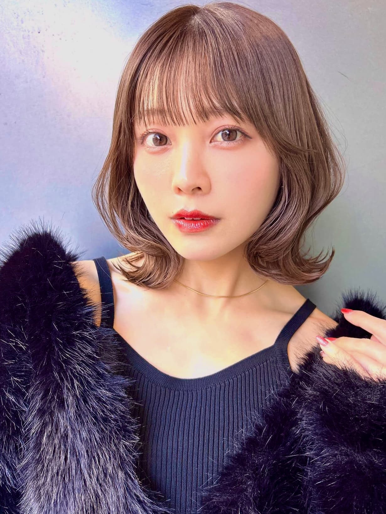 Greige Wavy Bob