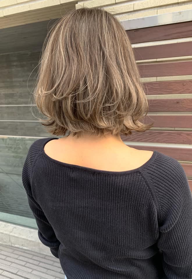 Highlight Beige Blonde Bob