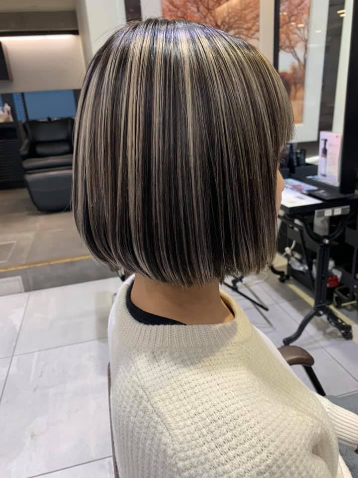 Dark Brown Highlight Short Bob