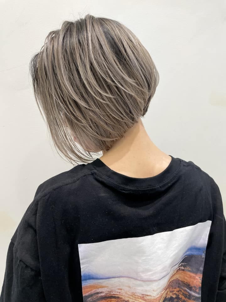 Silver Gray Gradation Bob