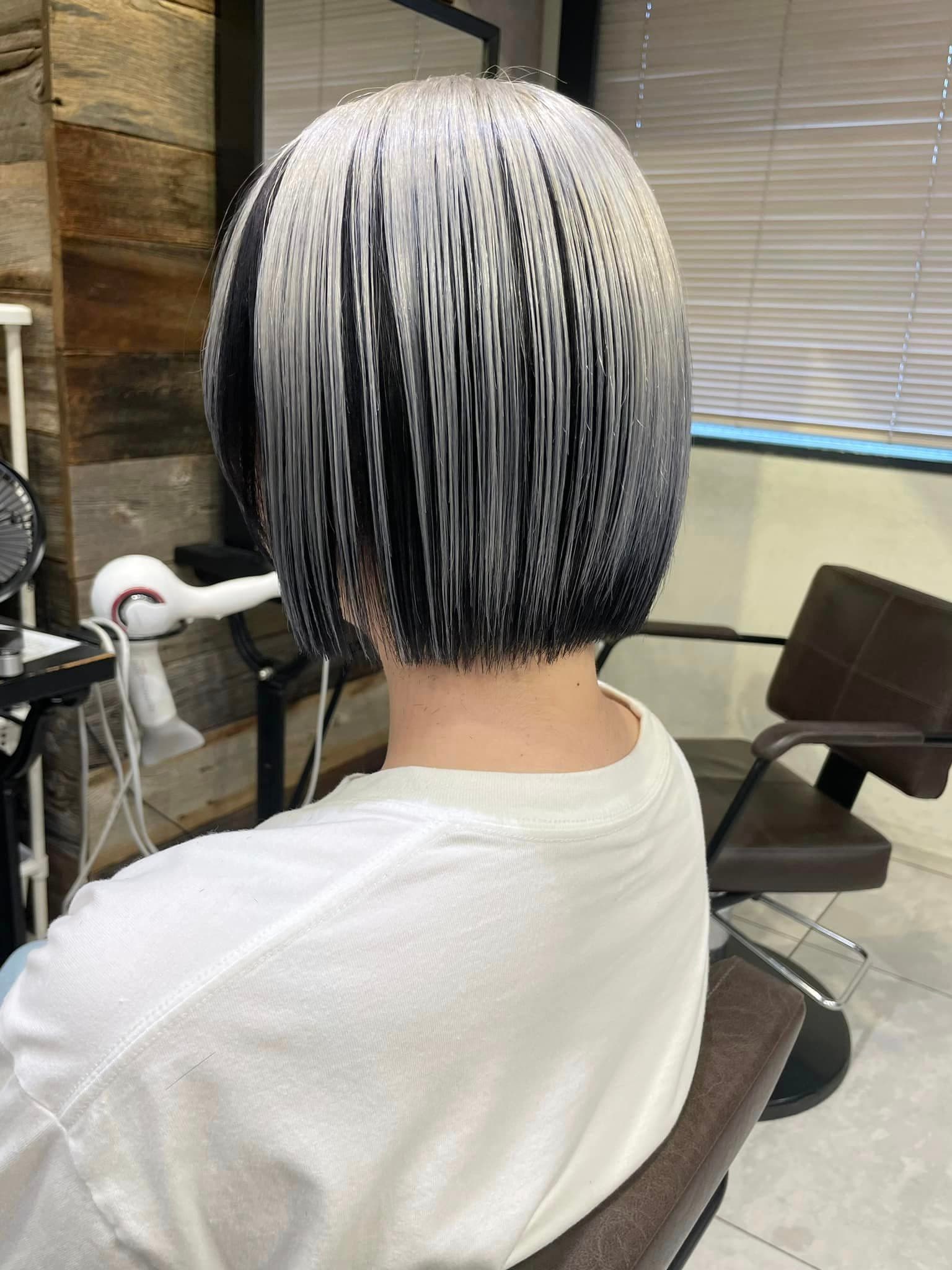 × Black Bob
