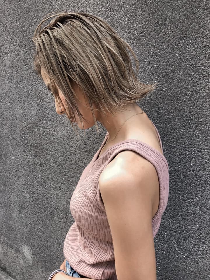 Highlight Gray Beige Bob