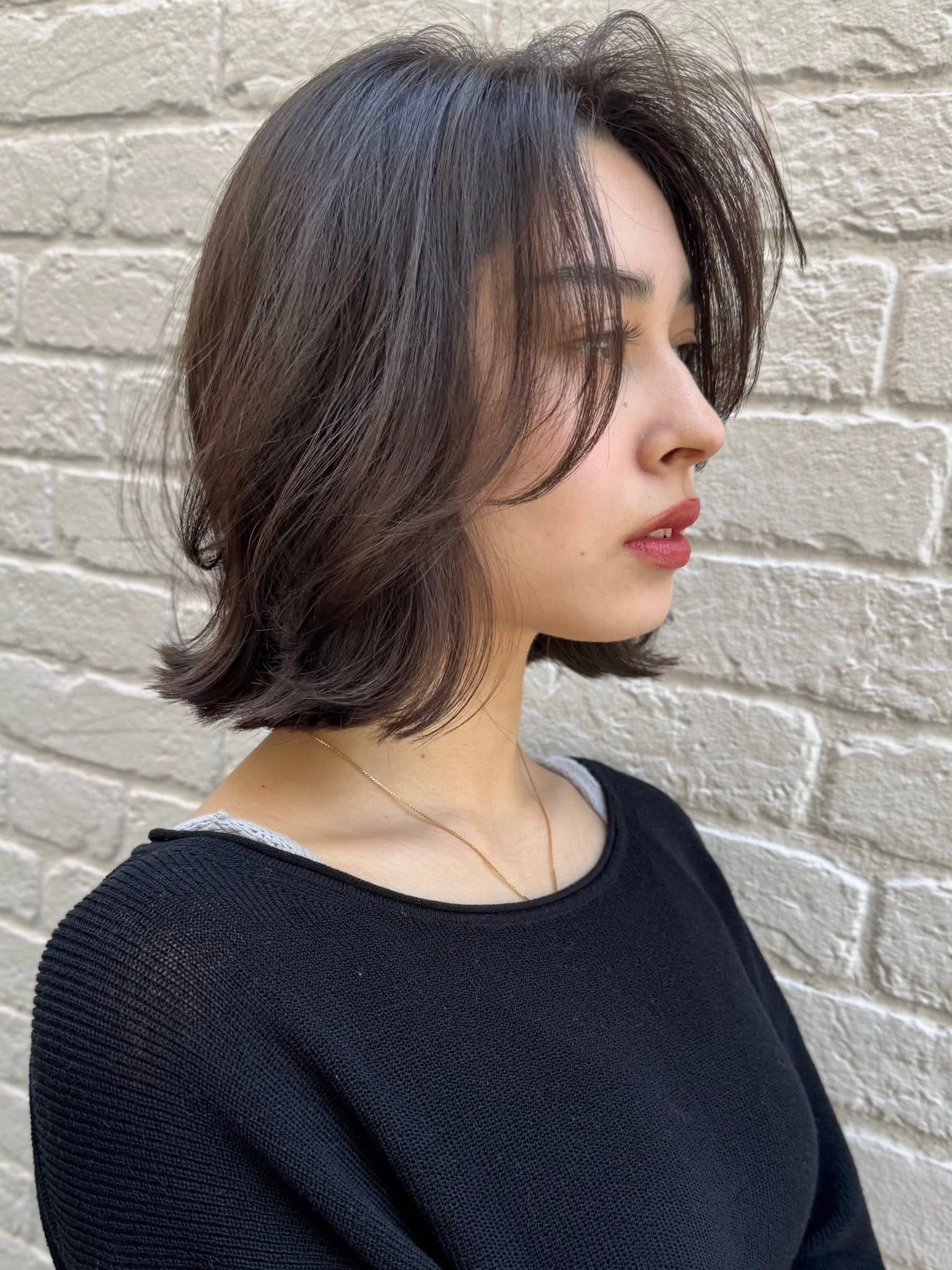 Dark Gray Side-View Wavy Bob