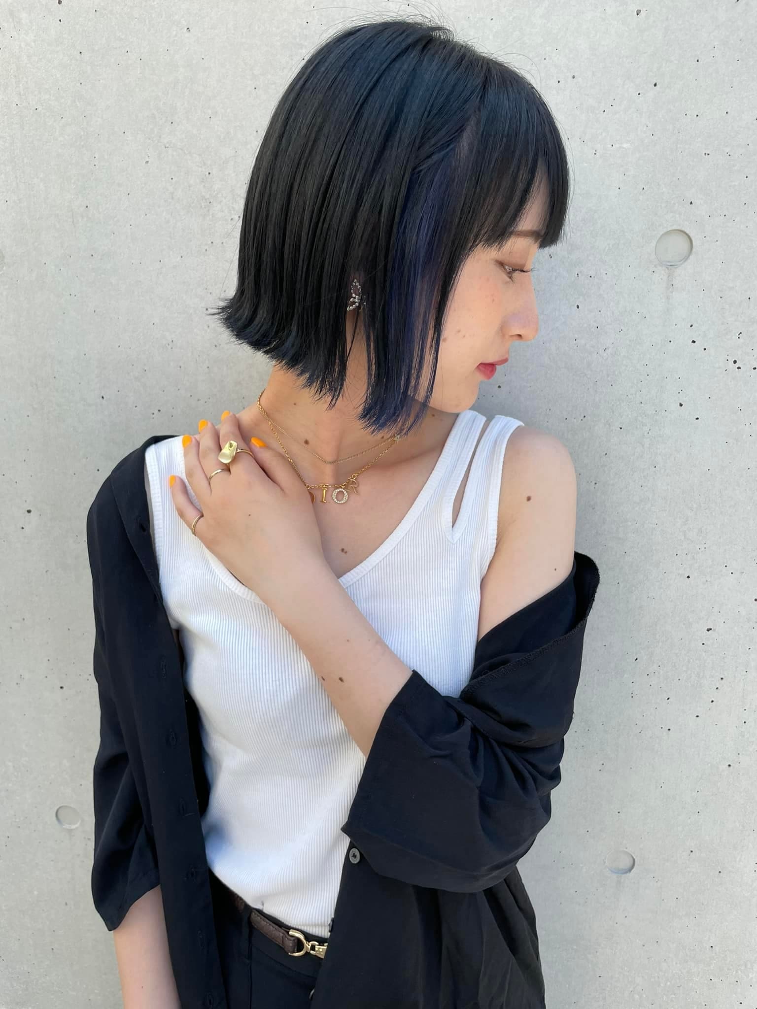 Black Inner Color Bob