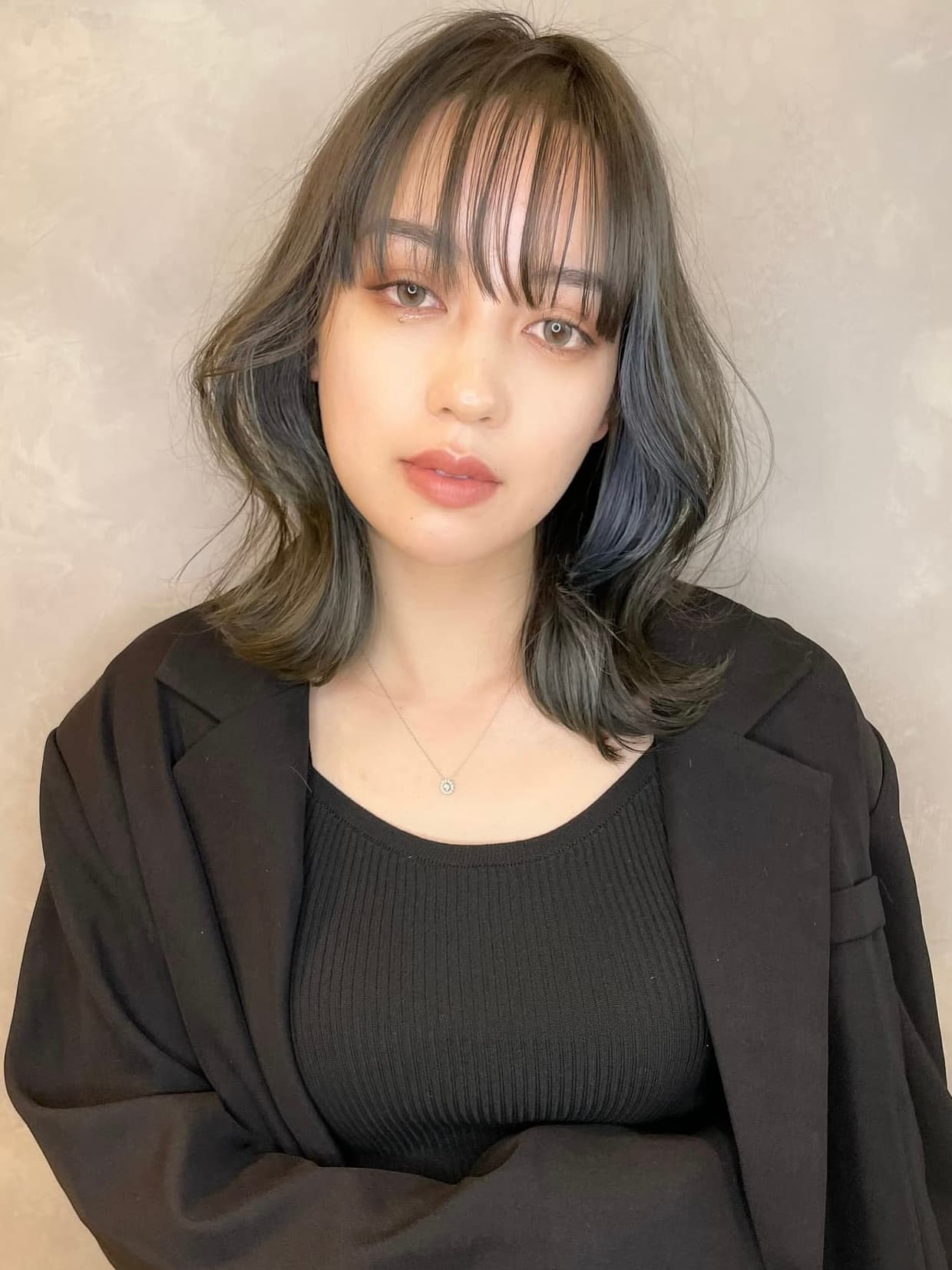 Dark Gray Inner Color Medium