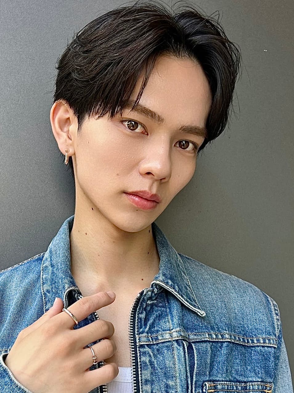 Black Hair Center Part Short Wolf