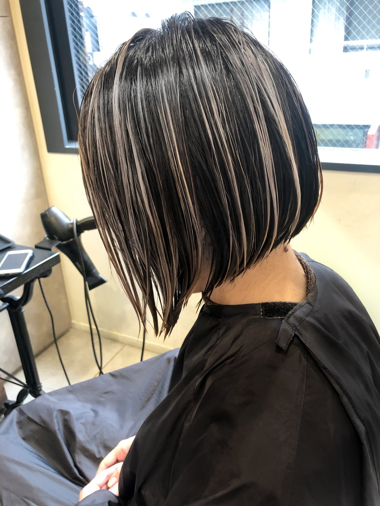 Black Inner Color Gray Medium Bob