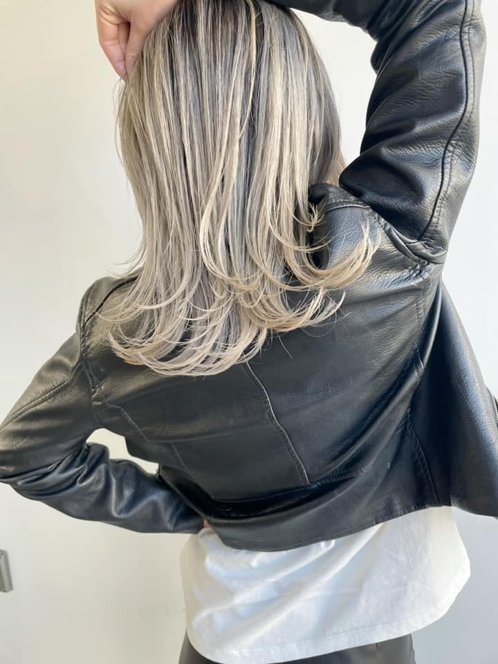 Brown Highlight Gradation Medium Bob