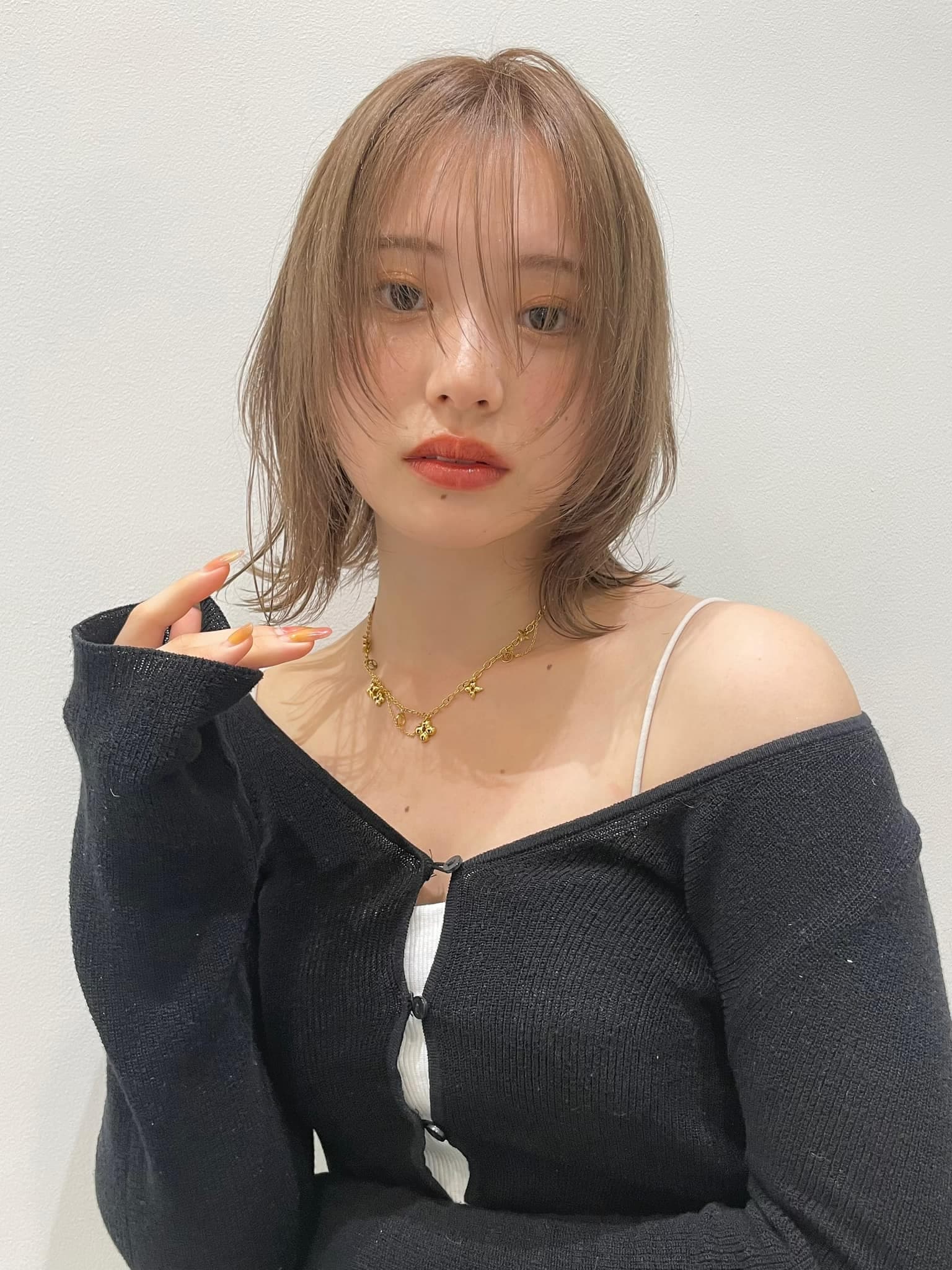 Milk Brown Wolf Medium