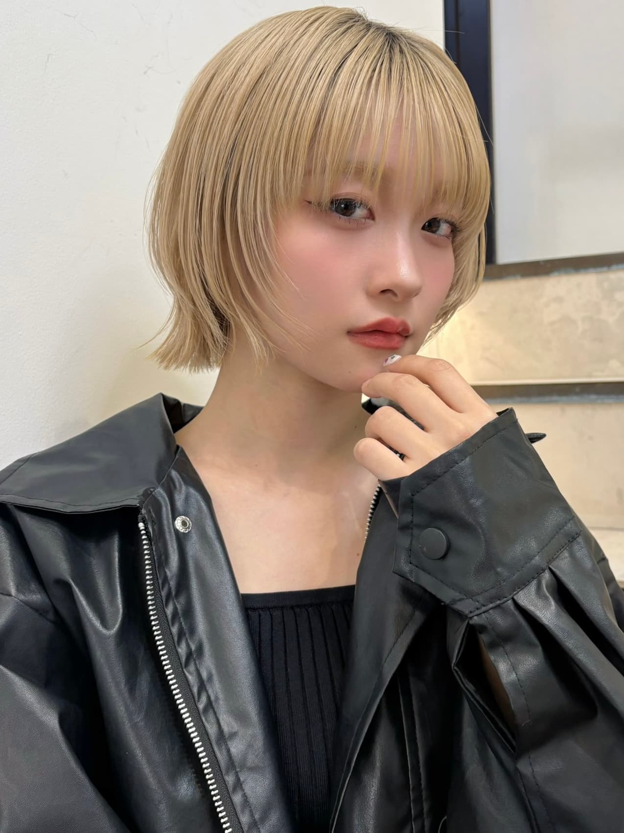 高亮亚麻色的 的短波波头