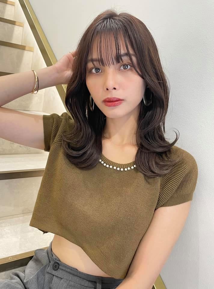 Dark Brown Wavy Semi-Long