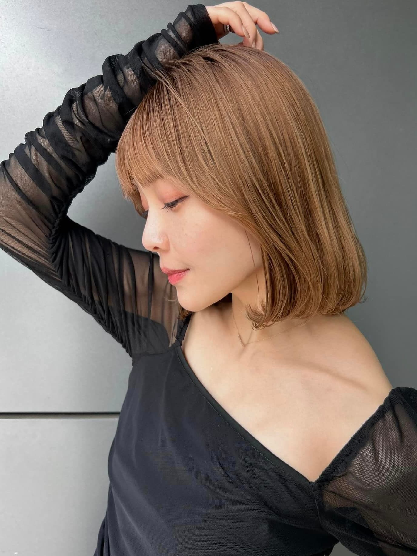 Milk Brown Side-View Bob