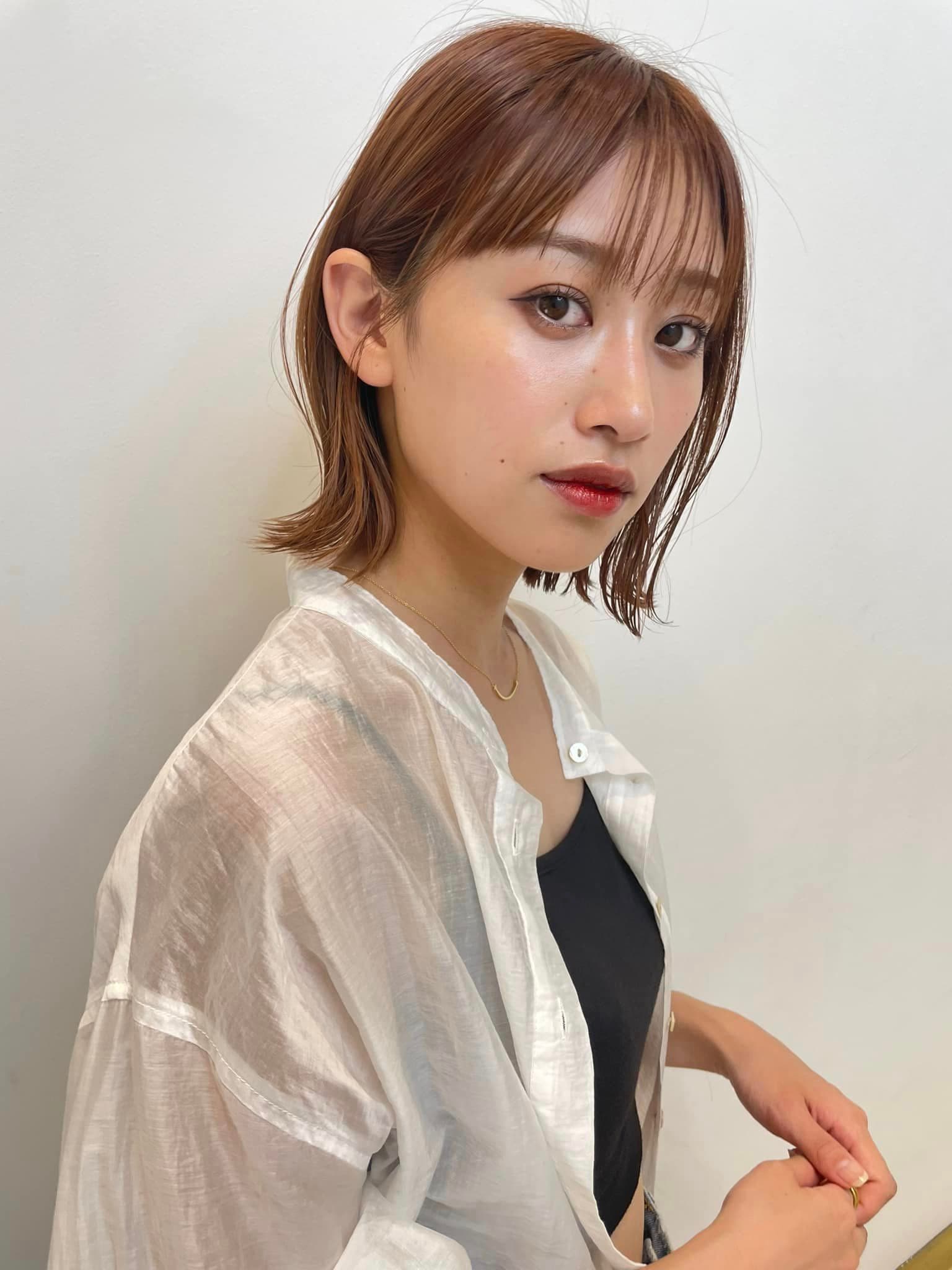 Pink Brown Side-View Compact Bob