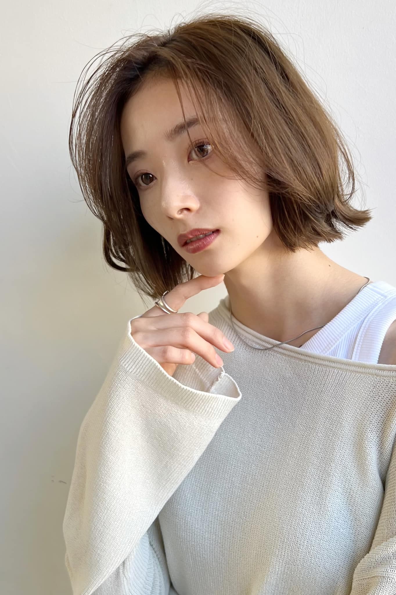 Greige Natural Bob