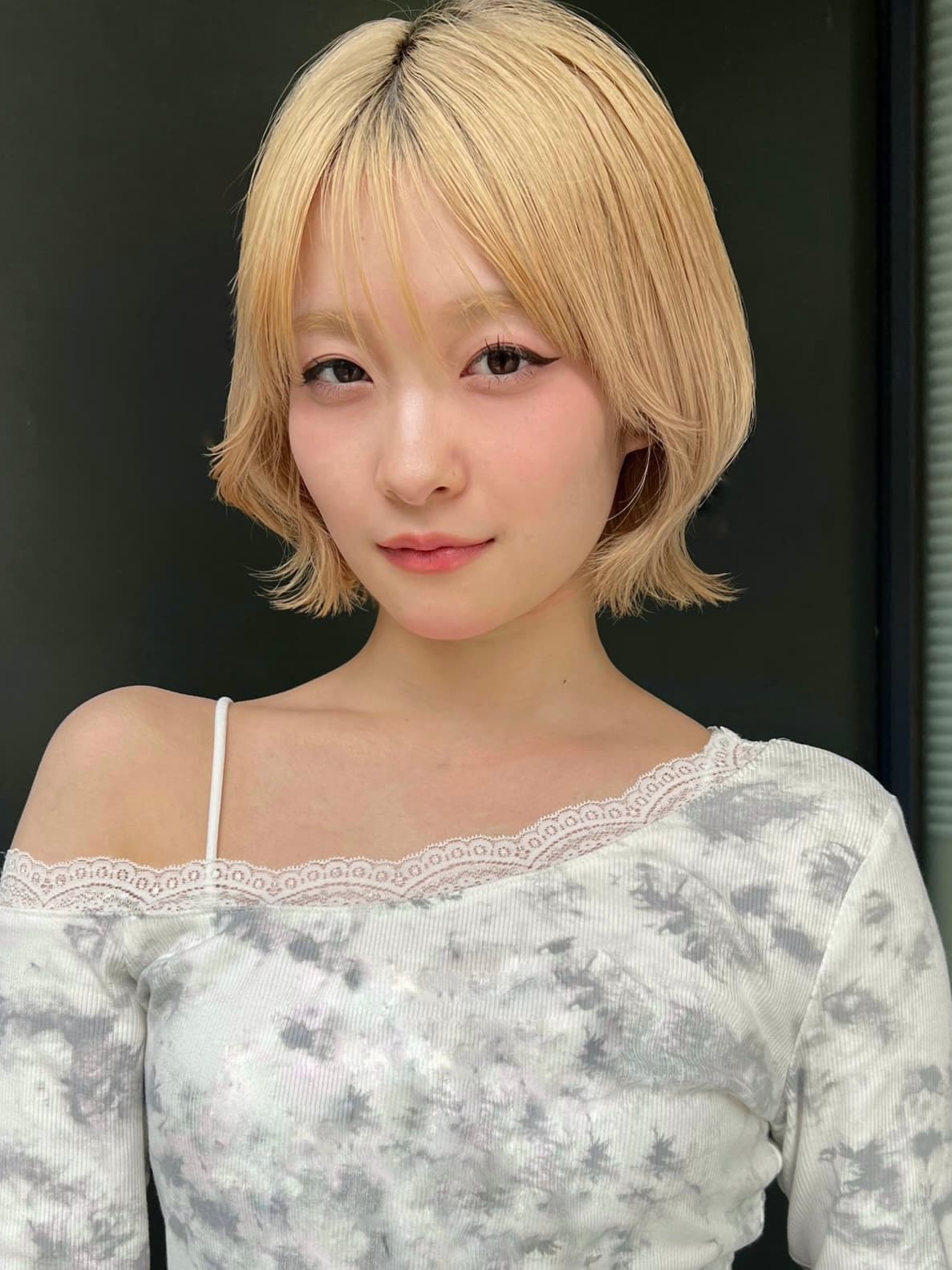明金色的短波波头