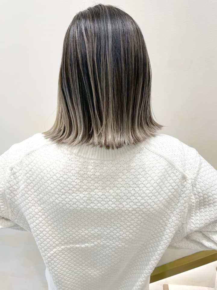 Highlight Dark Gray Short Bob